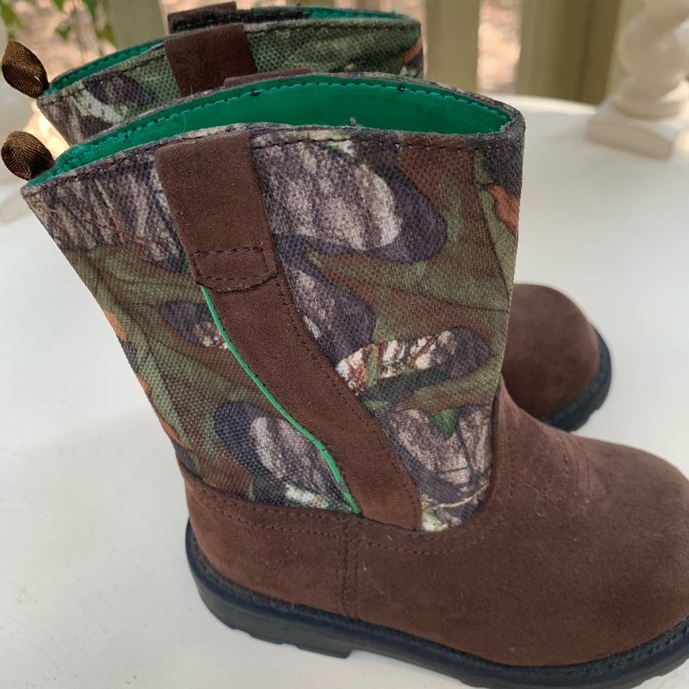 ⭐️⭐️Healthtex Camo Boots SZ 5 Velcro ⭐️⭐️ - Picture 5 of 14